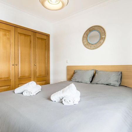 Encosta Da Marina Family Apartment Portimao Exterior photo
