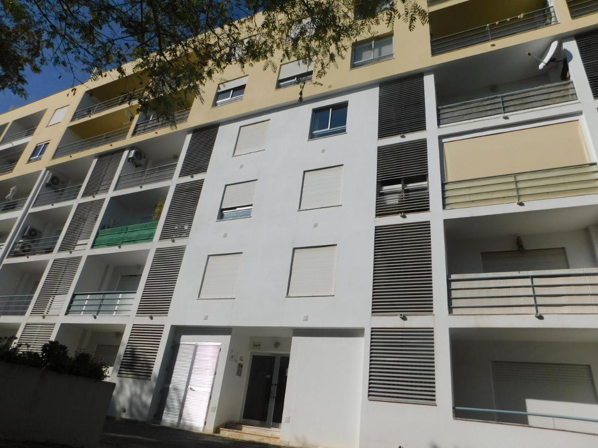 Encosta Da Marina Family Apartment Portimao Exterior photo