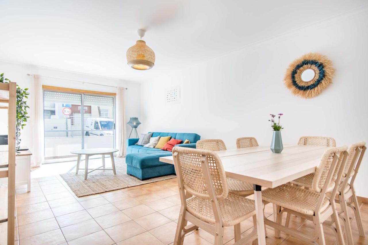 Encosta Da Marina Family Apartment Portimao Exterior photo