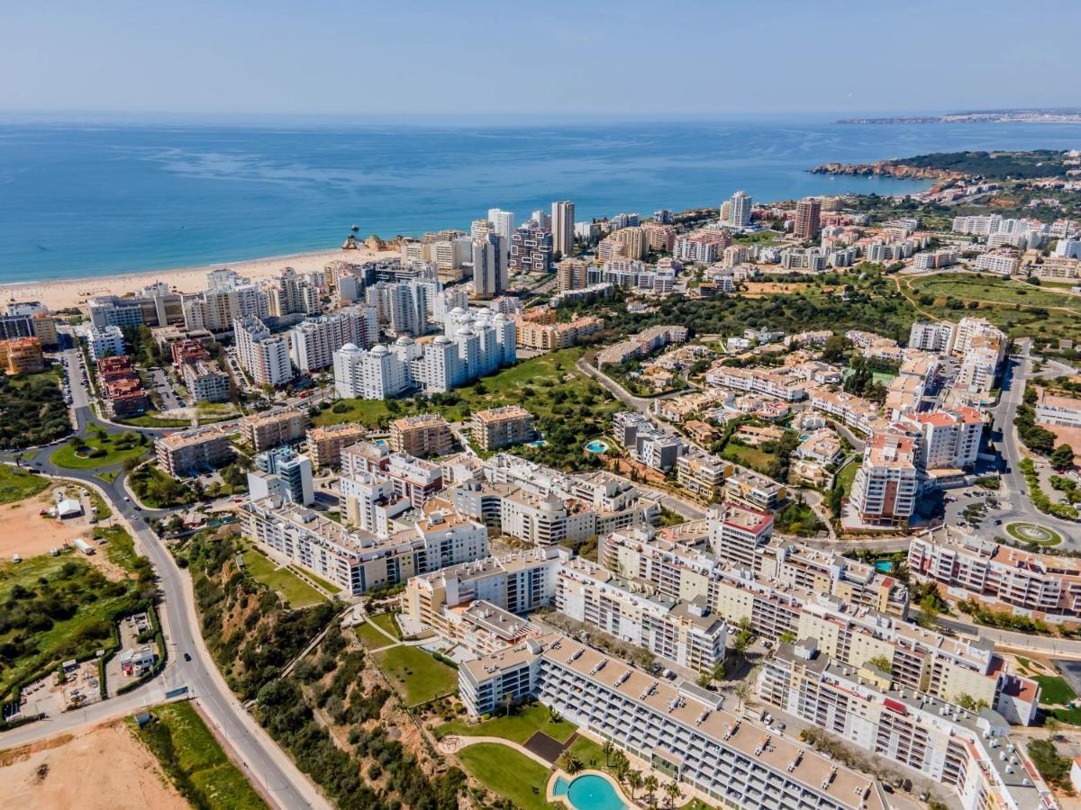 Encosta Da Marina Family Apartment Portimao Exterior photo