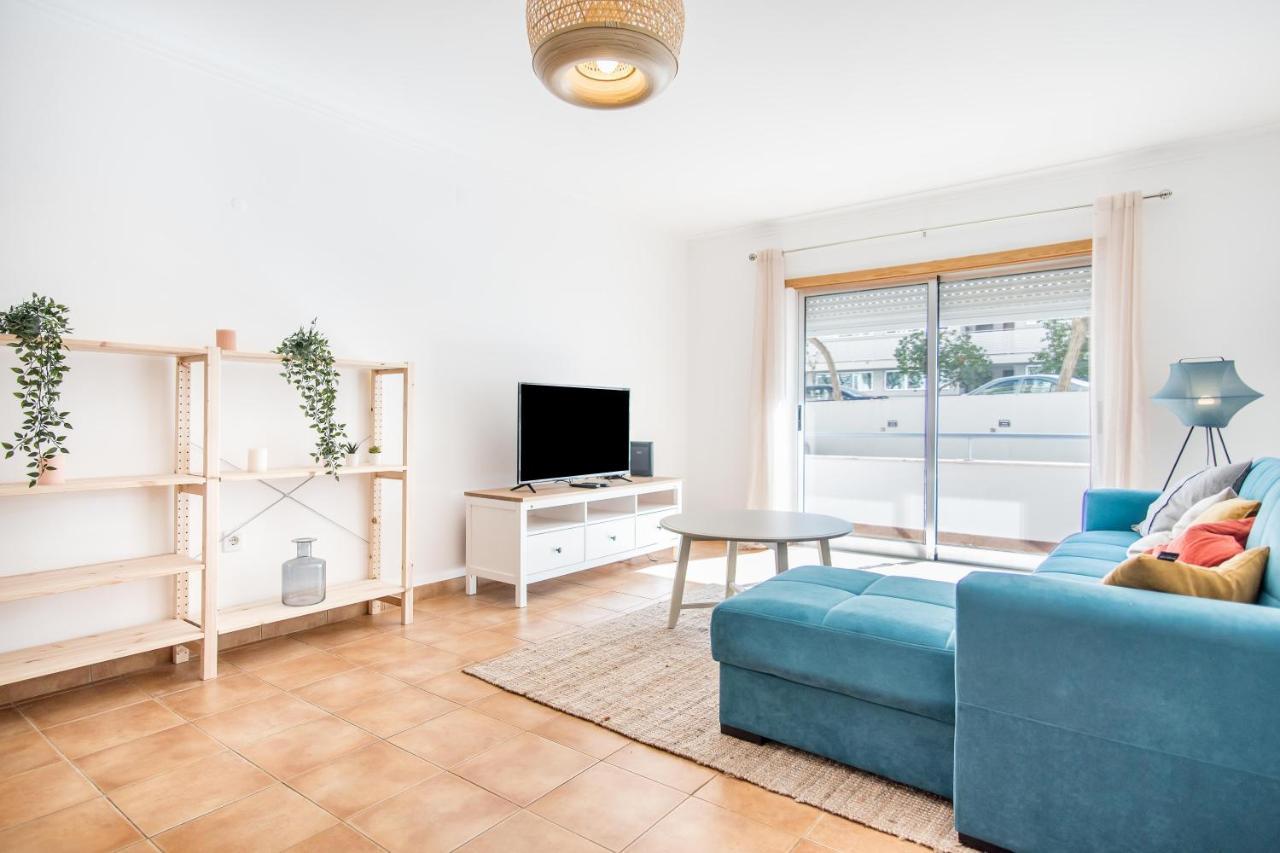 Encosta Da Marina Family Apartment Portimao Exterior photo